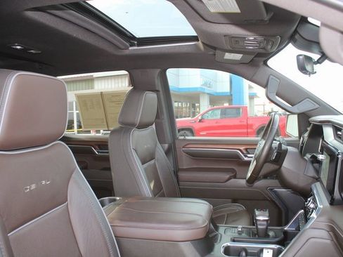 Used 2023 GMC Sierra 1500 Denali w/ Denali Reserve Package image 17
