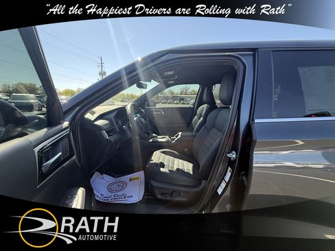 New 2026 Mitsubishi Outlander LE image 12