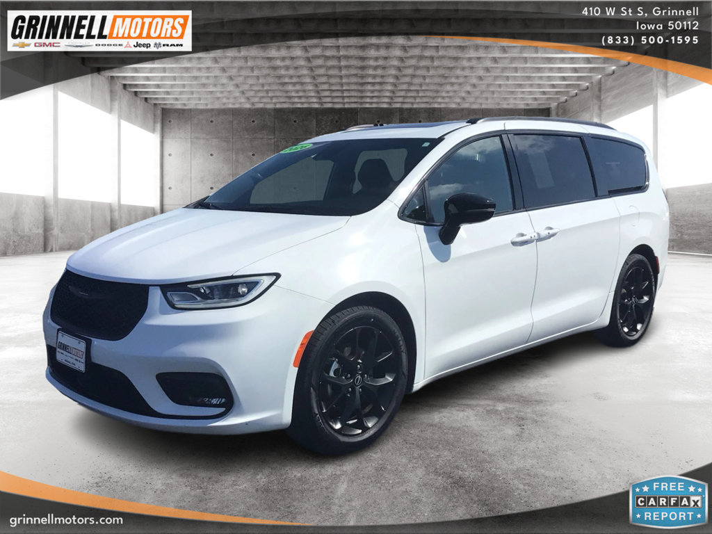 Used 2026 Chrysler Pacifica Limited w/ S Appearance Package FWD image 1