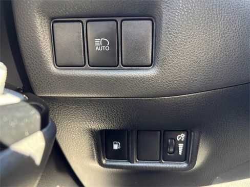 Used 2021 Toyota C-HR Nightshade image 17