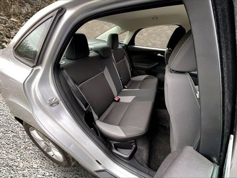 Used 2013 Ford Focus SE image 21
