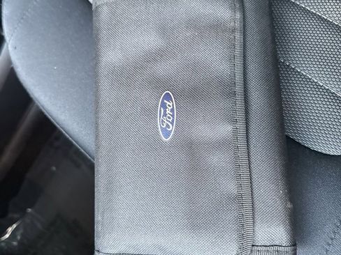 Used 2020 Ford Edge SE image 32