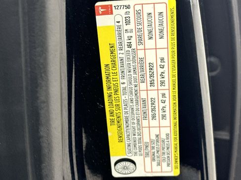 Used 2018 Tesla Model X 75D image 36