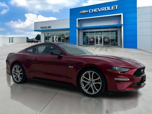 Used 2022 Ford Mustang GT Premium w/ Equipment Group 401A RWD image 3