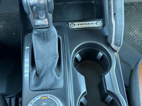 Used 2024 Ford Bronco Outer Banks AWD/4WD image 28