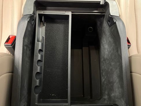 Used 2024 Ford Expedition Max XLT image 50