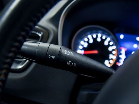 Used 2020 Jeep Compass Limited image 22