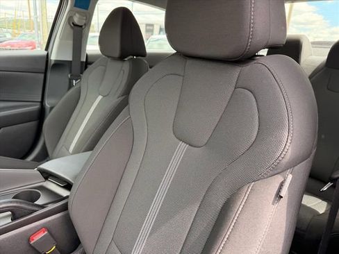 New 2026 Hyundai Elantra SE FWD image 9