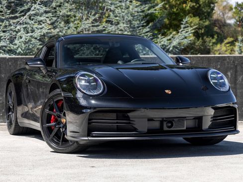 Certified 2026 Porsche 911 Carrera 4S AWD/4WD image 6