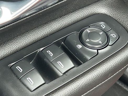 Used 2020 GMC Terrain Denali w/ Denali Premium Package image 28