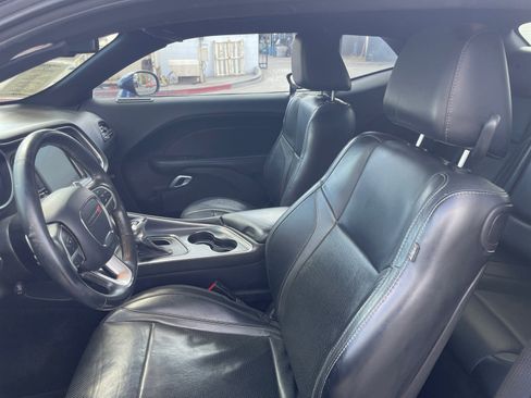 Used 2015 Dodge Challenger SXT Plus w/ Driver Convenience Group RWD image 23