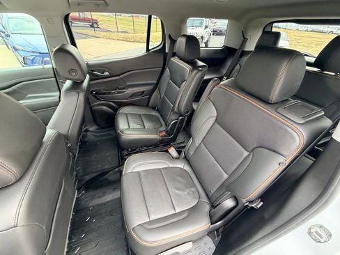 Used 2021 GMC Acadia AT4 image 28