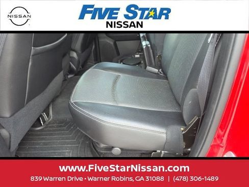 Used 2017 RAM 1500 Laramie RWD image 15