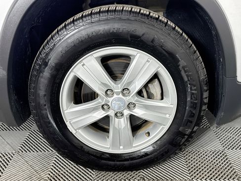 Used 2019 Chevrolet Trax LS image 29