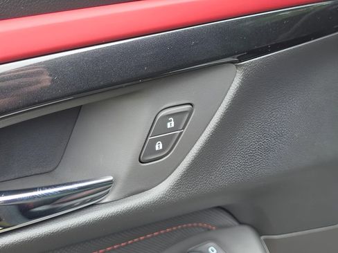 New 2026 Chevrolet TrailBlazer RS w/ Convenience Package FWD image 19