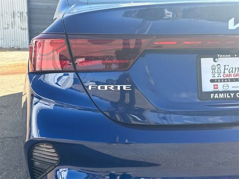 Used 2024 Kia Forte LXS image 8