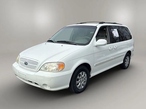 Used 2005 Kia Sedona LX image 1