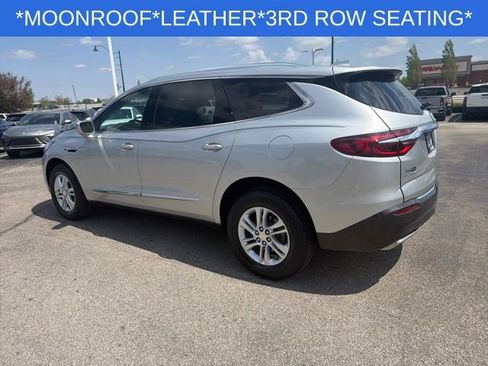Used 2018 Buick Enclave Essence FWD image 9