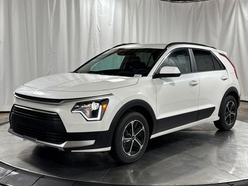 New 2026 Kia Niro LX FWD image 1