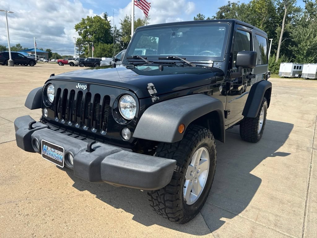 Used 2018 Jeep Wrangler Sport AWD/4WD image 2