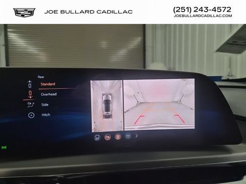 New 2026 Cadillac Lyriq Premium Luxury w/ LPO, Floor Liner Package AWD/4WD image 30
