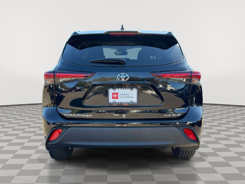 Used 2026 Toyota Highlander XLE AWD/4WD image 4
