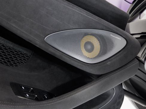 Used 2020 McLaren 600LT Spider RWD image 33
