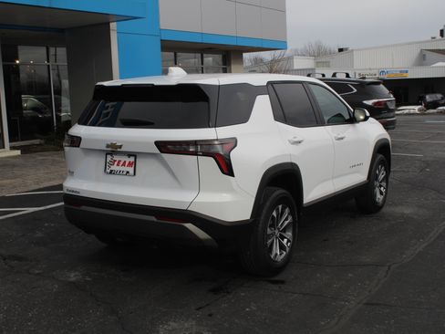 New 2026 Chevrolet Equinox LT w/ Convenience Package II image 4