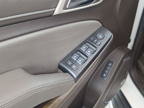 Used 2018 GMC Yukon XL Denali AWD/4WD image 18