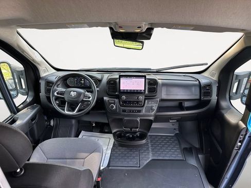 Used 2024 RAM ProMaster 3500 FWD image 10