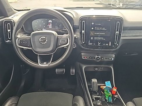 Used 2020 Volvo XC40 T5 R-Design w/ Protection Package Premier image 2