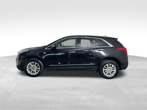 Used 2018 Cadillac XT5 AWD image 3