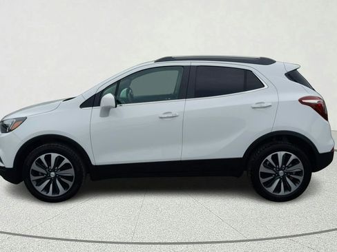 Used 2022 Buick Encore Preferred w/ Safety Package FWD image 4