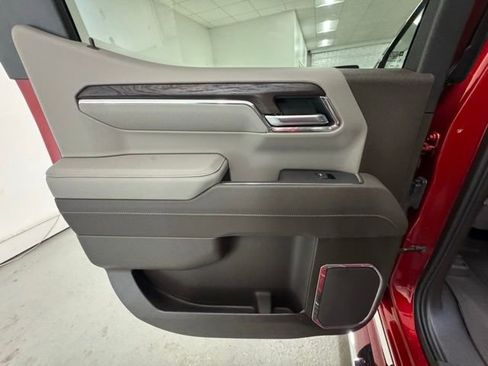 New 2026 GMC Sierra 1500 SLT w/ SLT Premium Plus Package image 8
