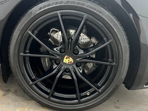Used 2018 Porsche 911 Carrera image 29