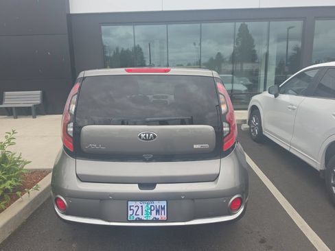 Used 2016 Kia Soul EV + w/ Sun & Fun Package FWD image 3