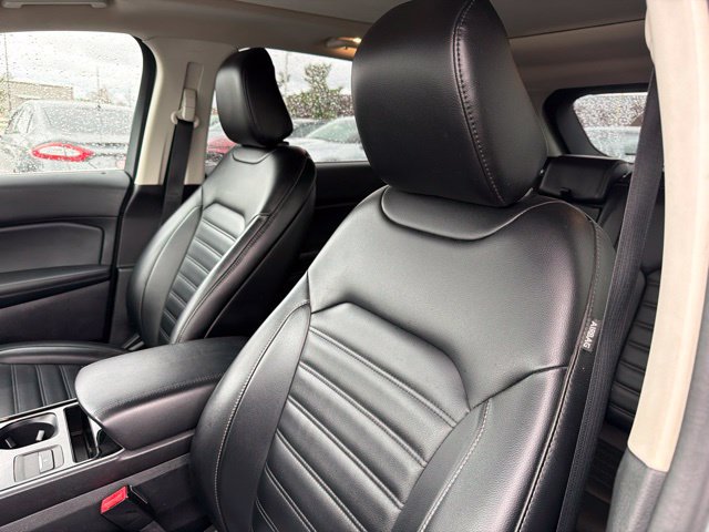 Used 2020 Ford Edge SEL w/ Convenience Package AWD/4WD image 14