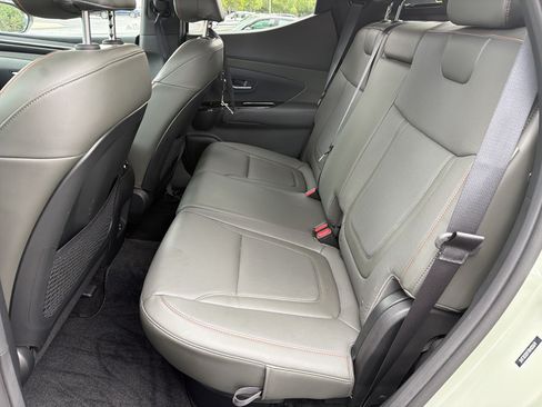 Used 2024 Hyundai Santa Cruz Limited AWD/4WD image 25