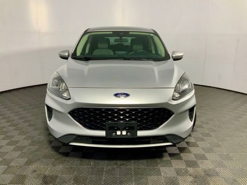 Used 2020 Ford Escape SE image 6
