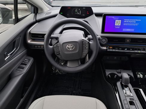 New 2026 Toyota Prius XLE image 15