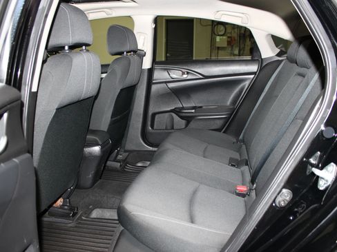 Used 2019 Honda Civic EX image 18