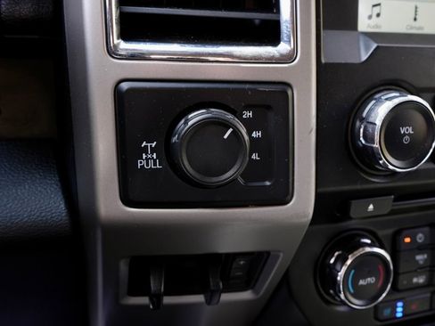 Used 2018 Ford F250 Lariat w/ Lariat Value Package image 21