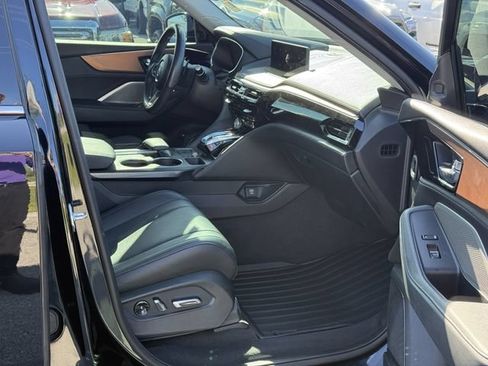Used 2022 Acura MDX SH-AWD image 17