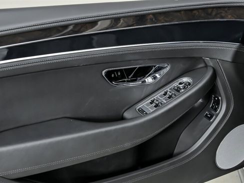 Used 2020 Bentley Continental GT AWD/4WD image 18