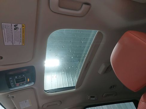 New 2026 Kia Carnival SX Prestige image 34