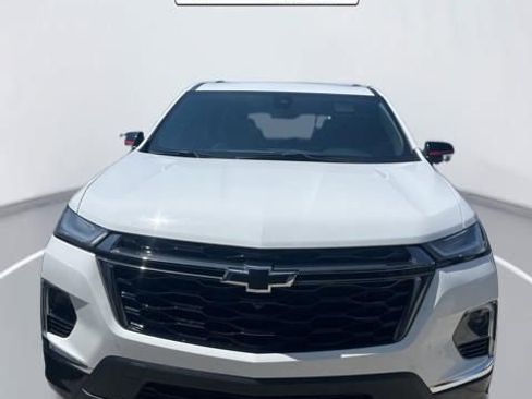 Used 2023 Chevrolet Traverse Premier w/ Redline Edition FWD image 2
