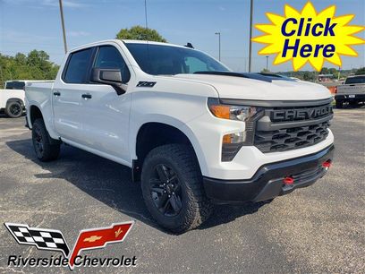 New 2026 Chevrolet Silverado 1500 Custom Trail Boss w/ LPO, Dark Essentials Package
