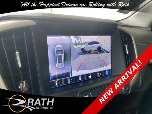 Used 2022 GMC Terrain SLT w/ Tech Package FWD image 15