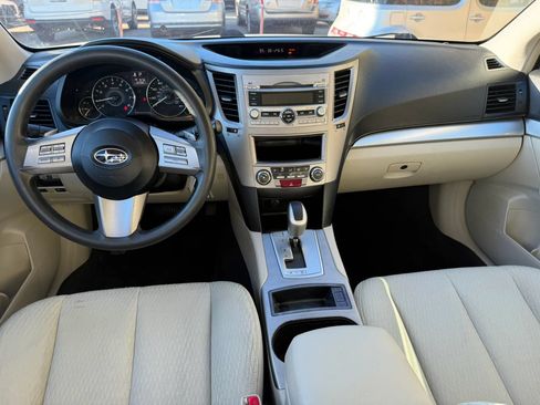 Used 2011 Subaru Outback 2.5i AWD/4WD image 16