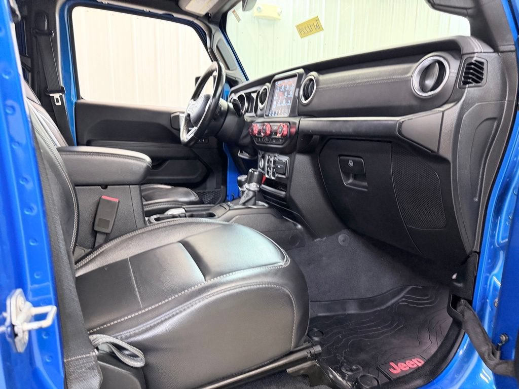 Used 2020 Jeep Gladiator Overland AWD/4WD image 30